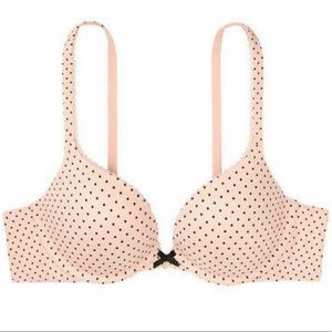 💗NEW Victoria’s Secret Smooth Pushup Bra Size 36DD💗